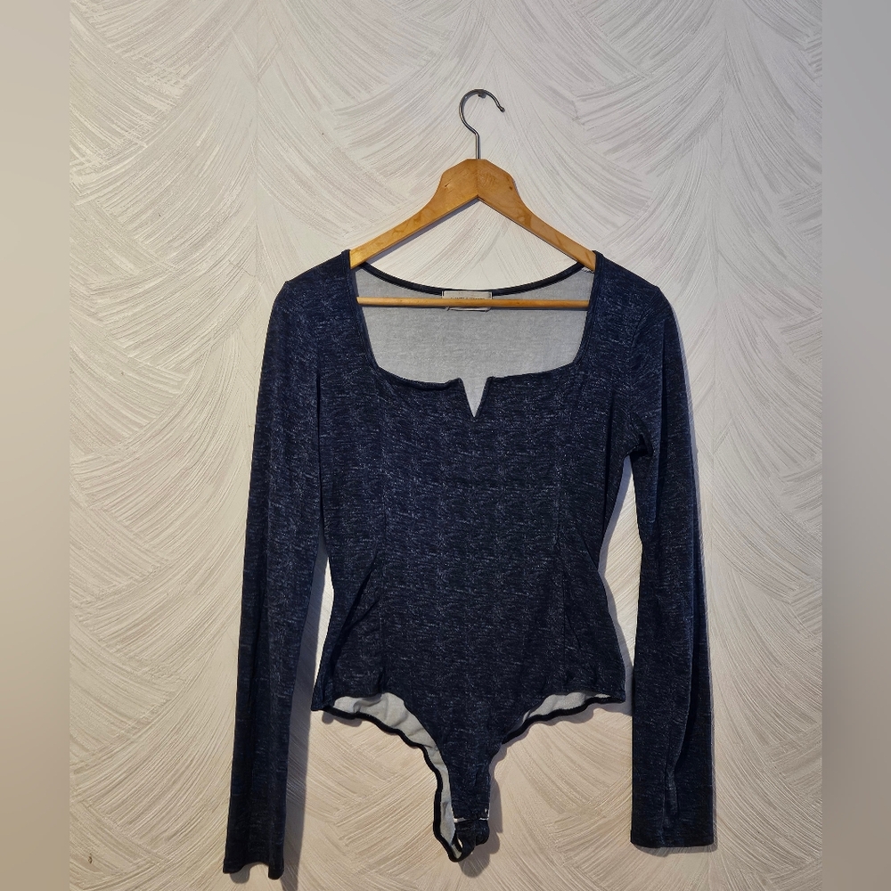 Saints & Hearts Long-Sleeve Navy Notch-Neck Bodysuit M